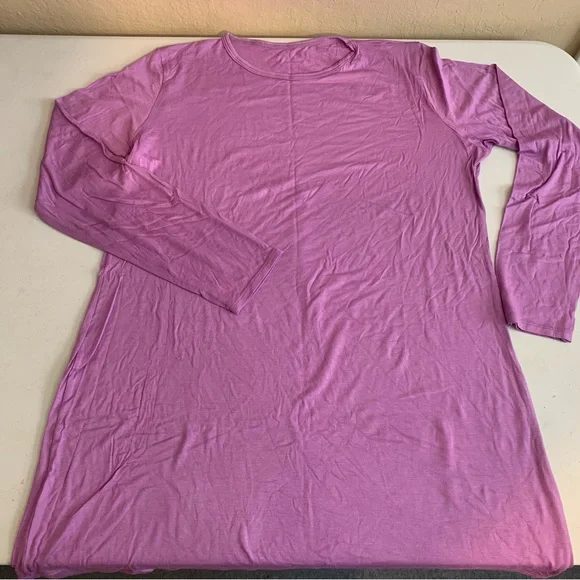 Bundle of 6 t-shirt dresses for women, med/Lrg Multi Colored.  Lite Weight.  L/S - Picture 5 of 6